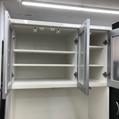 食器棚の画像