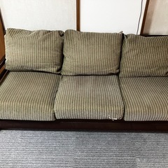 三人掛けソファー