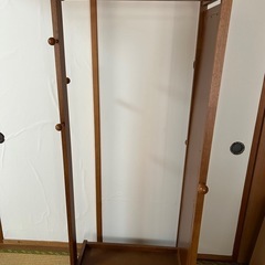 ハンガーラックの画像