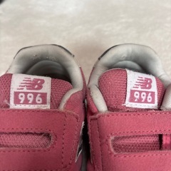 ニューバランス　女の子　 靴　18cm NB
の画像