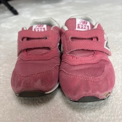 ニューバランス　女の子　 靴　18cm NB
の画像