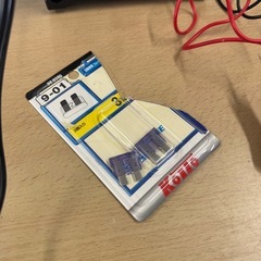 【お買い得‼️】メルテック バッテリー充電器 軽/小型自動車･オートバイ･小型農機 バッテリーチャージャー DC6V/12Vの画像