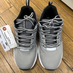 美品です！DUNLOP スニーカー 25.5cm TJ12333