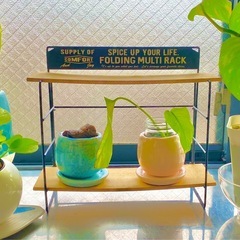 2段の花台や雑貨置きや調味料置きに