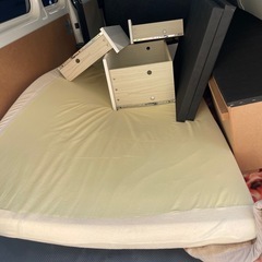 ベッドの画像