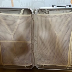 無料にしました。MIGRANT のキャリーケース　　　　　の画像