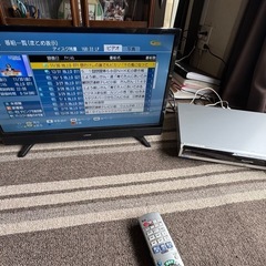 テレビとDVDレコーダーのセット、難有り