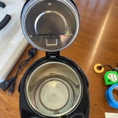 K2505-596 Vegelable 電動給湯ポット GD-UP220K 2023年製 動作確認済み キズ汚れありの画像