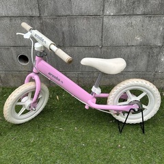 キックバイク　ピンク