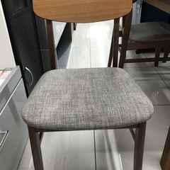 4人がけダイニングテーブルセットの画像