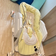 アップリカ　ハイローチェア