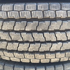 YOKOHAMA 195/80R15 24年製　冬タイヤ　の画像