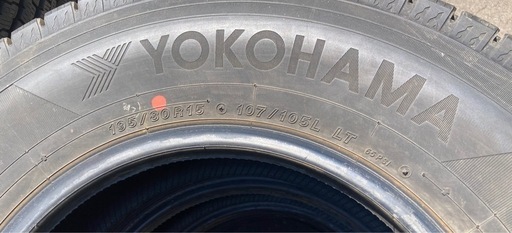 YOKOHAMA 195/80R15 24年製　冬タイヤ　