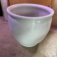 陶器鉢　白　壺形