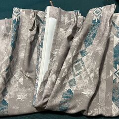 カーテン（ベージュ）