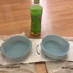 ミスタードーナッツのお皿二つ