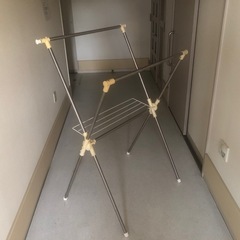 コンパクト　ステンレス 伸縮式多機能布団干し 物干しスタンド 洗濯物干しの画像