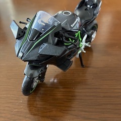 カワサキ　NINJA　H2フィギア　24/1ｽｹｰﾙ　