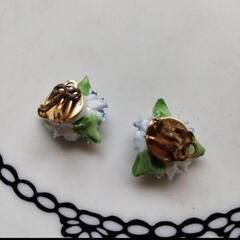 ロイヤルアダレイ　お花イヤリングの画像