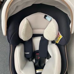 combiチャイルドシート