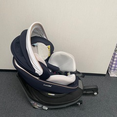 combiチャイルドシート