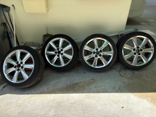 値下げ希少ホイール18インチ