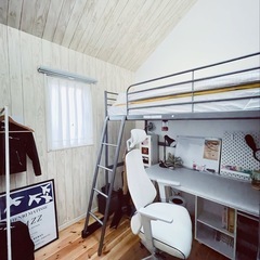 【IKEA】 現行品 
二段ベットの画像