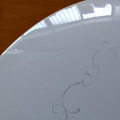 照明器具美品！だけど少し割れありニトリリモコン付きの画像