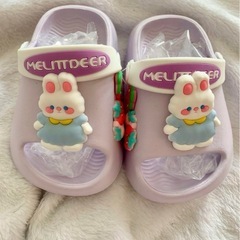 新品未使用 クロックス風サンダル 13cm
