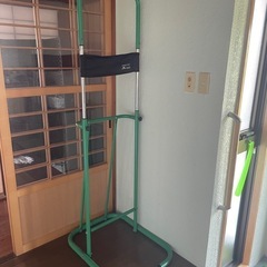 ぶら下がり健康器