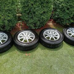 新品使用期間2ヶ月夏タイヤ、アクアで使用　185/65r14　す...
