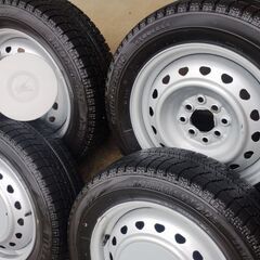185/60R15 フィット 4穴 8穴 バリ溝 国産タイヤ スタッドレス アルミホイール 夏 冬 タイヤ ホンダ fit アクア ヴィッツ カローラフィールダー カローラ フィールダー シエンタ ベルタ インサイト グレイス シャトル、シャトルハイブリッド フィット シャトル スイフト スプラッシュ  の画像