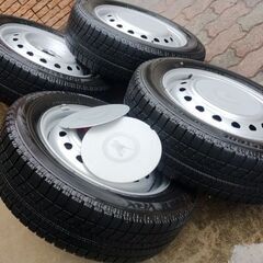 185/60R15 フィット 4穴 8穴 バリ溝 国産タイヤ スタッドレス アルミホイール 夏 冬 タイヤ ホンダ fit アクア ヴィッツ カローラフィールダー カローラ フィールダー シエンタ ベルタ インサイト グレイス シャトル、シャトルハイブリッド フィット シャトル スイフト スプラッシュ  の画像