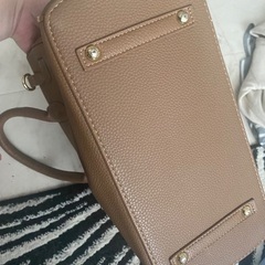 レザーハンドバックの画像