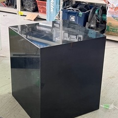 スクエアベース 台座 大理石 サイドテーブル 展示