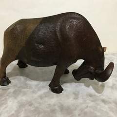 木製置物　牛
の画像