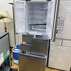 SHARP（シャープ） フレンチドア（5ドア）冷蔵庫のご紹介です！の画像