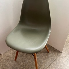 イームズ　リプロダクト