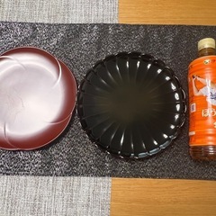 漆器風のお皿の画像