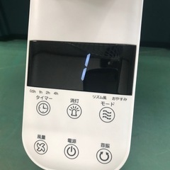 ☆【美品】壁掛け扇風機　GF-DW32FR   2023年製の画像