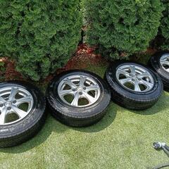 175/70r14 冬タイヤホイールセット　アクアで使用