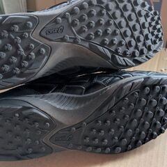 無料　野球　中古アシックス練習用の靴　28.5cm（スパイクではありません）の画像