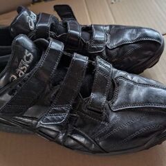 無料　野球　中古アシックス練習用の靴　28.5cm（スパイクでは...