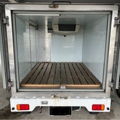 スズキキャリー冷凍冷蔵車の画像