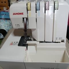 値下げしました❗️JANOMEロックミシン