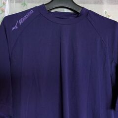 3枚で1000円　ミズノ　紫色野球アンダーシャツ　Lサイズ　半袖1枚、長袖2枚の画像