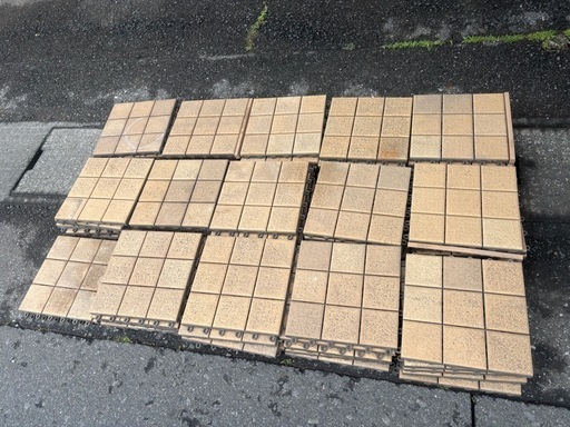 LIXIL リクシル ジョイントタイル 295mm x 295mm ベランダ 約70枚