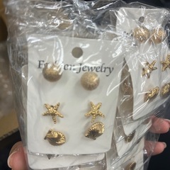 ピアスの画像