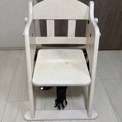 テーブル付き　折りたたみ　木製
ベビーローチェアの画像