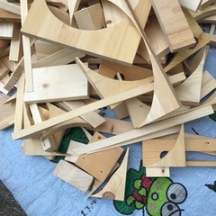 端材はざい(燃料や木の工作などに)の画像